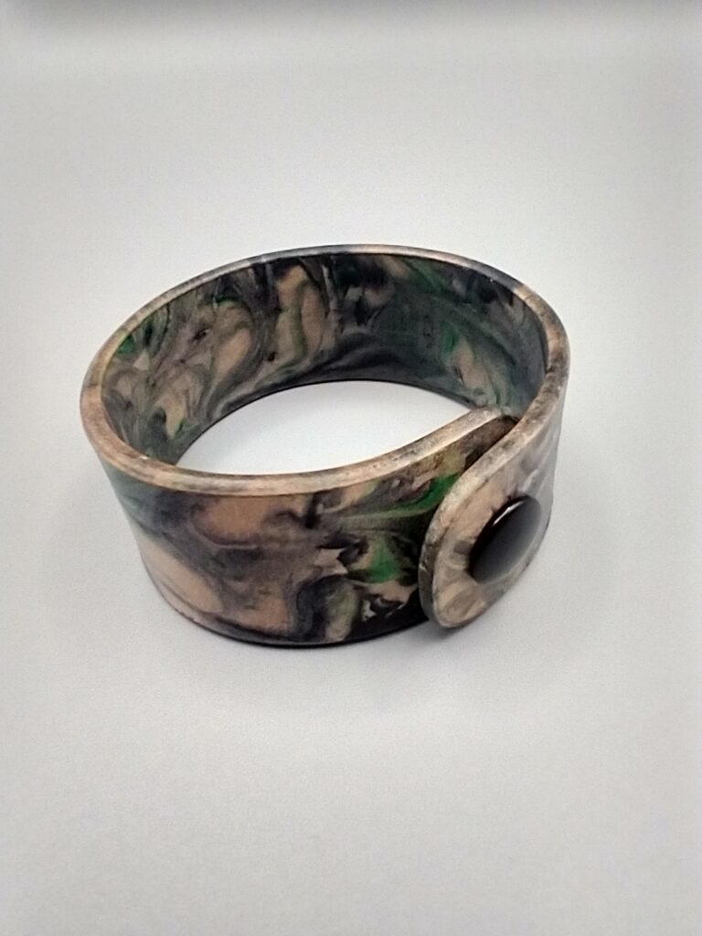 Marbled wristband - 7.5"
